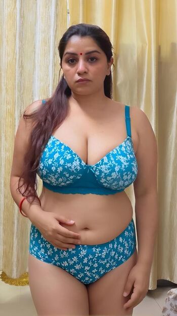 Full leaked Vandana pathak page private onlyfans photo