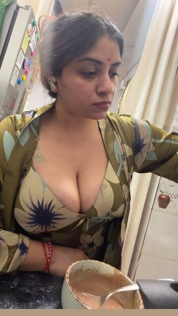 Full leaked Vandana pathak private onlyfans photo