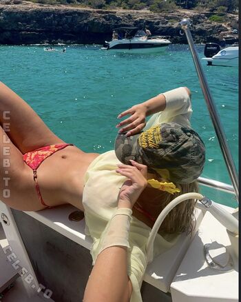 Full leaked Videozeugs page private onlyfans photo
