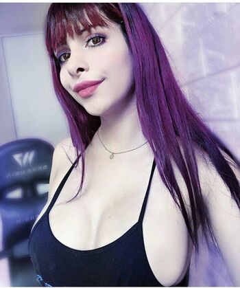 Waifu Eileen
