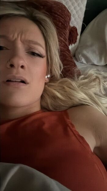 WheezyBlonde