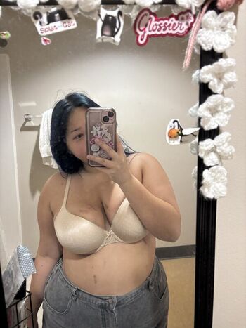 Full leaked Khyla omega/ private onlyfans photo