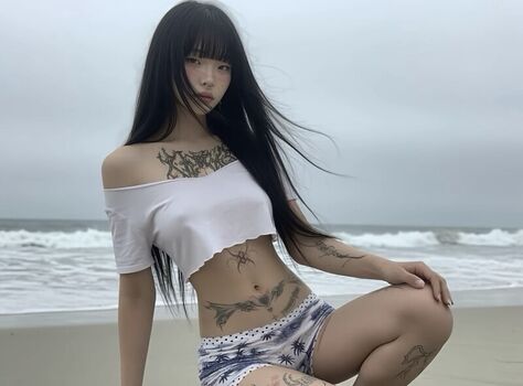Full leaked Yuuhuia/ private onlyfans photo