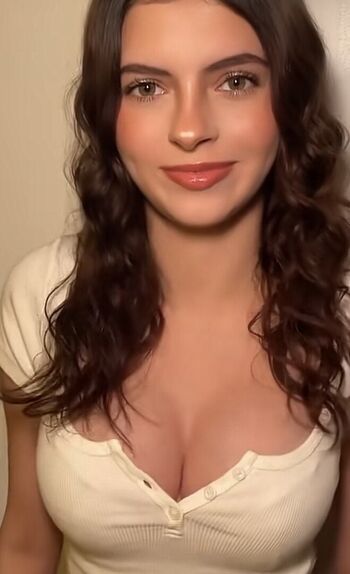 Full leaked Christina carter/ private onlyfans photo