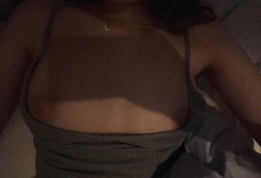 Full leaked Pipimik/ private onlyfans photo