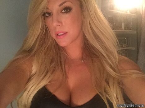 XOGisele