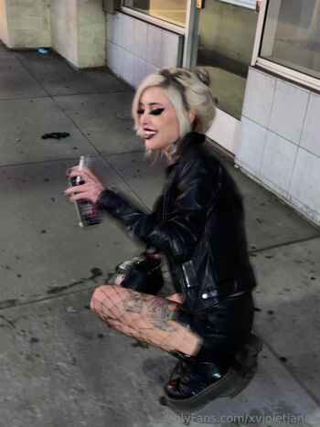 xvioletjanex