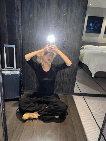 Full leaked Sara holmes / private onlyfans photo