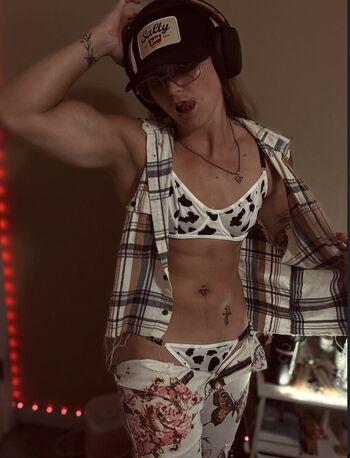 Full leaked Yodaddydeuce private onlyfans photo