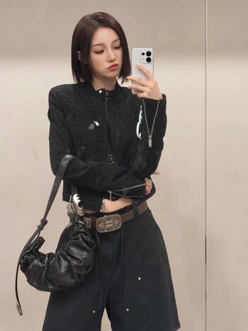 Full leaked Mature women/ private onlyfans photo