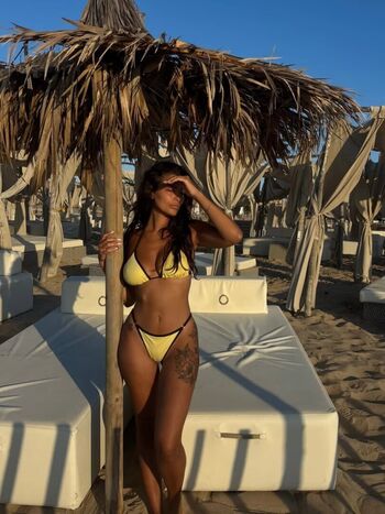 Full leaked Zagirra page private onlyfans photo