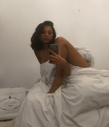 Zaina Sarah