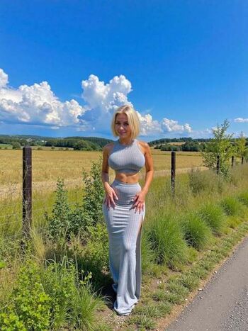 Zara Davis